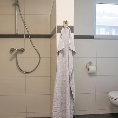 1 Apartment